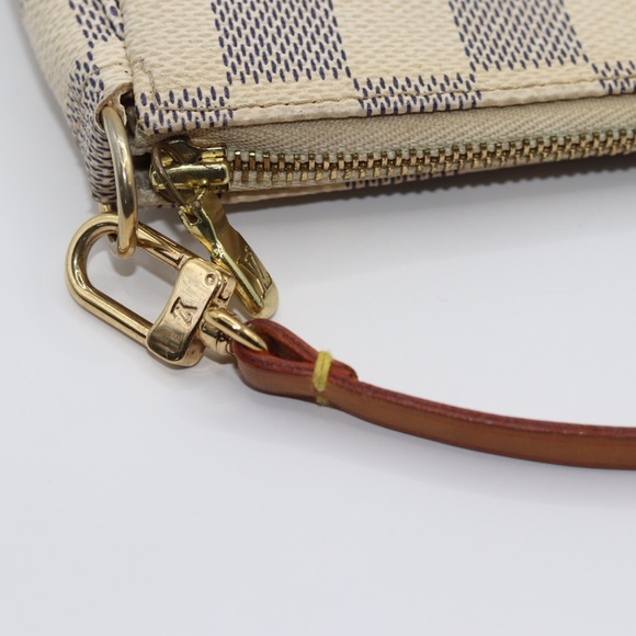 LOUIS VUITTON WHITE DAMIER AZUR POCHETTE ACCESSOIRES - Picture 6 of 15